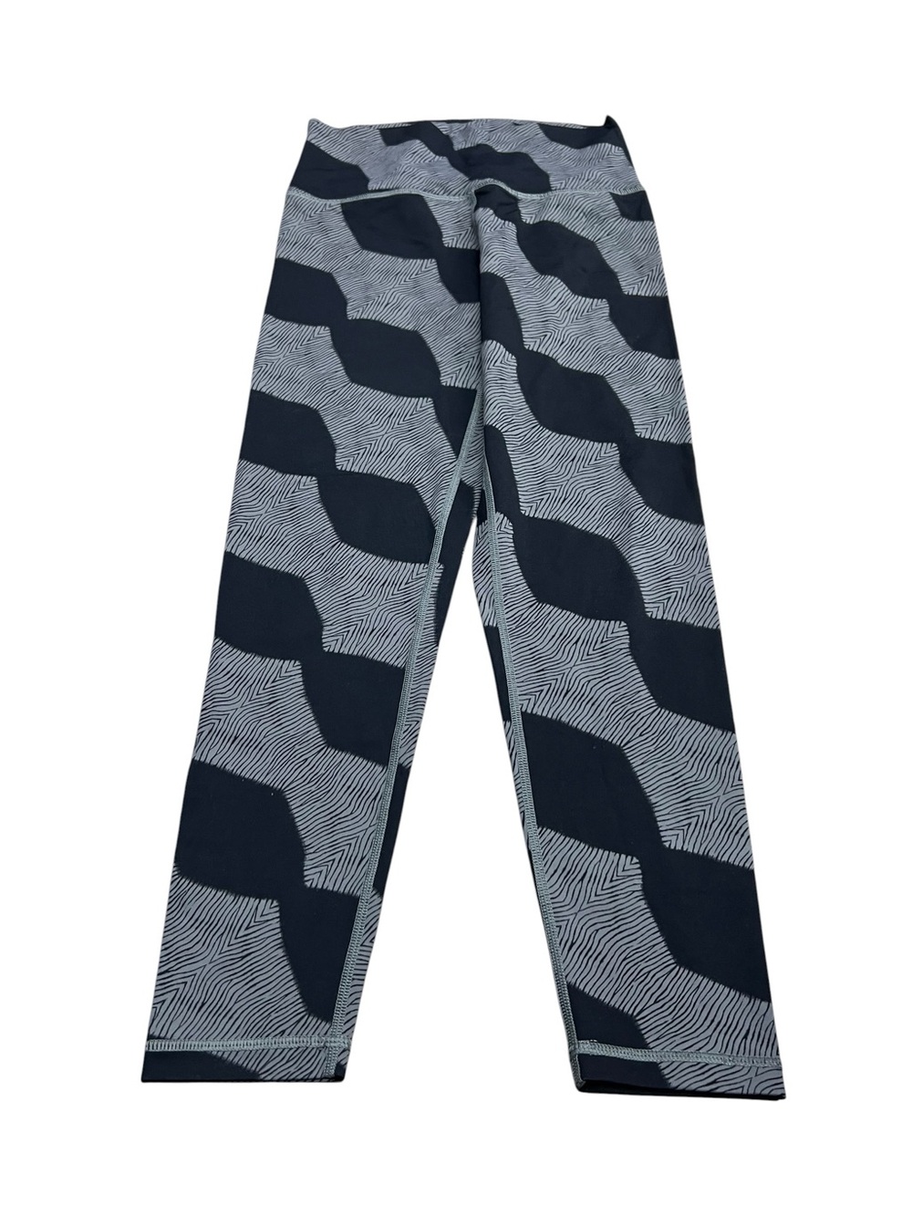 Aerie Black and Gray Patterned Pull on Legging Size Medium